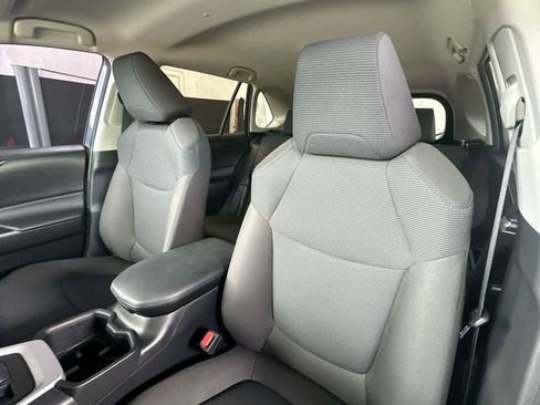 Used 2024 Toyota RAV4 LE FWD image 14