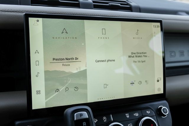 New 2026 Land Rover Defender 110 X AWD/4WD image 43