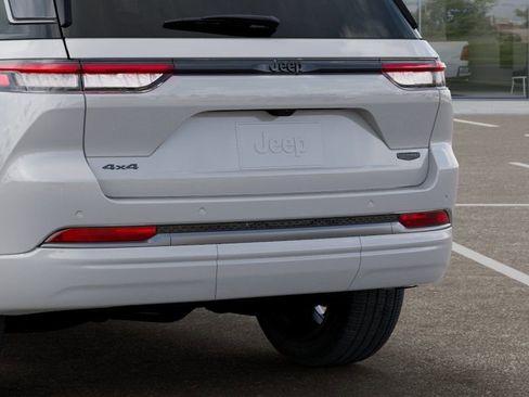 New 2026 Jeep Grand Cherokee Summit AWD/4WD image 13