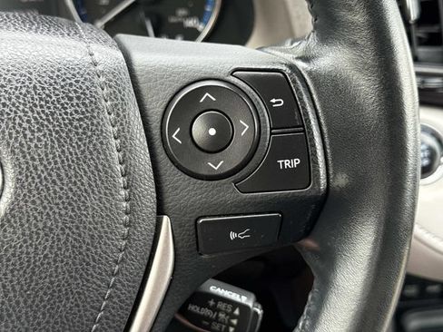 Used 2016 Toyota RAV4 Limited AWD/4WD image 24
