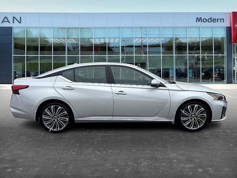 New 2025 Nissan Altima 2.5 SL image 4