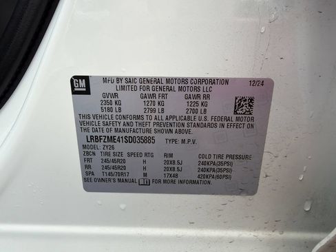 Used 2025 Buick Envision Avenir AWD/4WD image 40