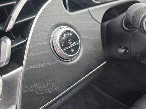 Used 2025 Mercedes-Benz E 450 4MATIC All-Terrain Wagon image 27