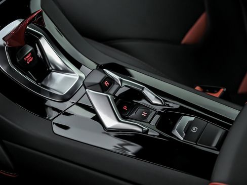 Used 2020 Lamborghini Huracan EVO image 39