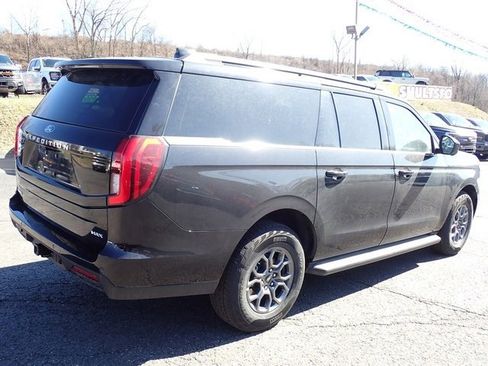 Used 2025 Ford Expedition Max Active image 10