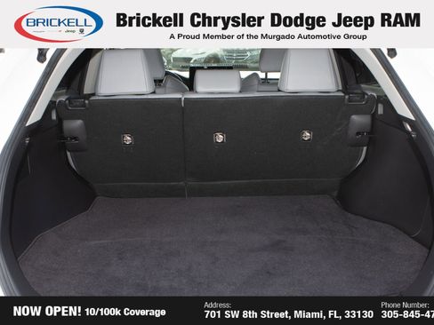 Used 2022 Toyota Venza XLE image 9