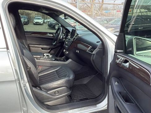 Used 2017 Mercedes-Benz GLS 450 4MATIC image 23