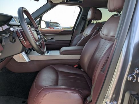 Used 2023 Land Rover Range Rover Autobiography AWD/4WD image 13