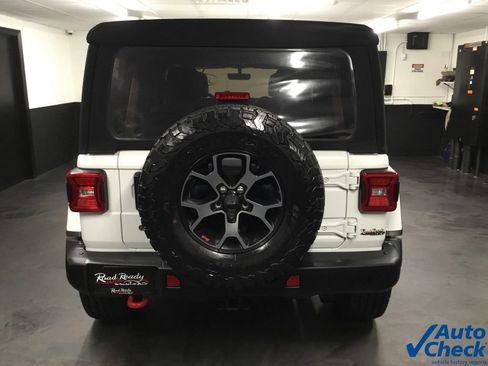 Used 2018 Jeep Wrangler Unlimited Rubicon AWD/4WD image 9