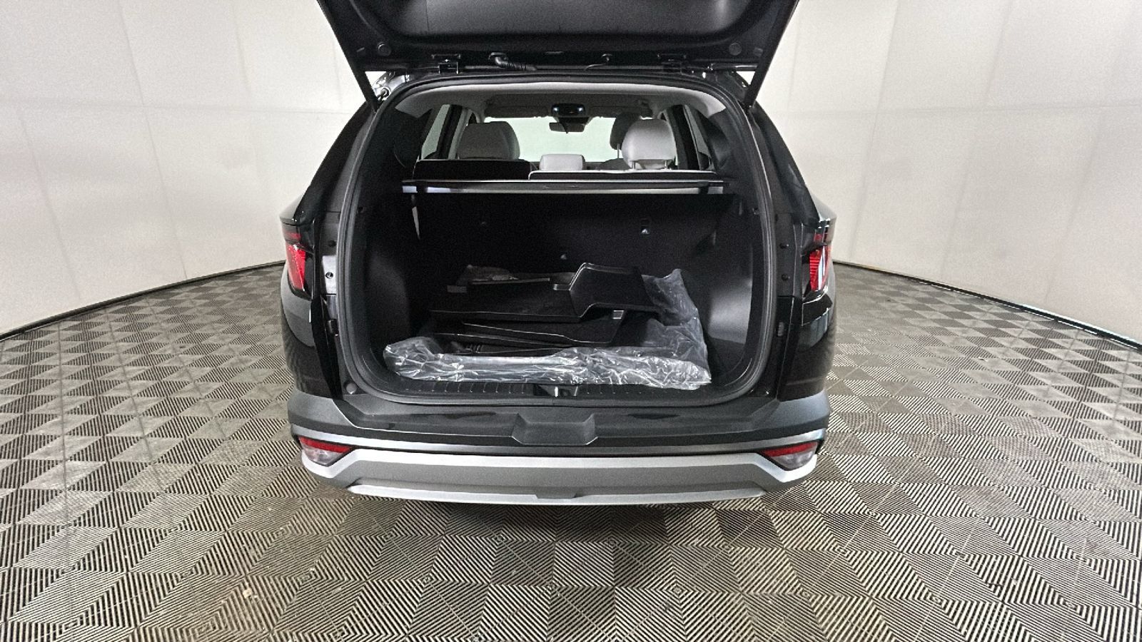 Certified 2026 Hyundai Tucson SEL Plus FWD image 34