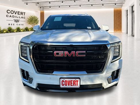 Used 2023 GMC Yukon XL SLE w/ Gmc Pro Safety Plus Package RWD image 3