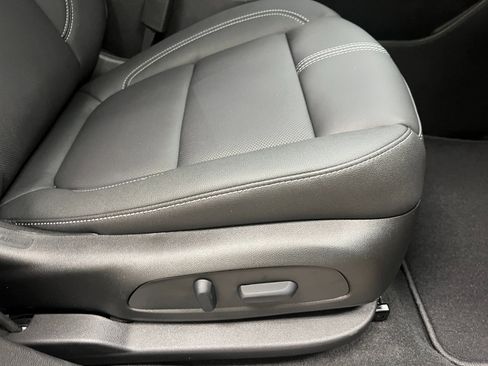 New 2026 Chevrolet Blazer LT w/ Sound & Technology Package image 23