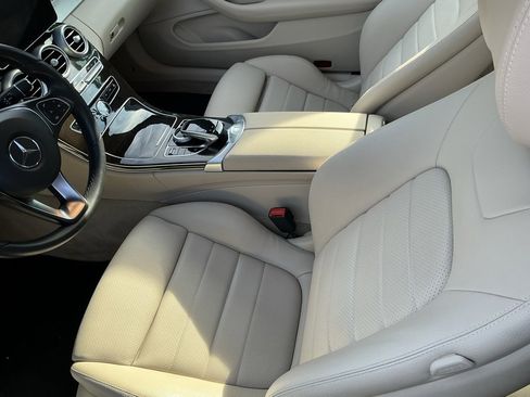Used 2017 Mercedes-Benz C 300 4MATIC Cabriolet image 5