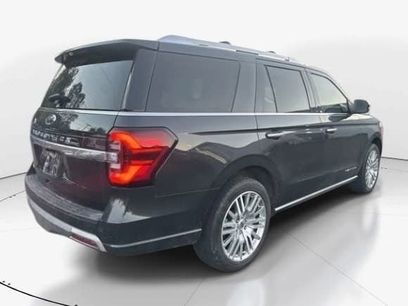 Used 2023 Ford Expedition Platinum