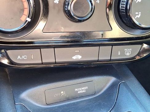 Used 2019 Honda HR-V Sport image 29