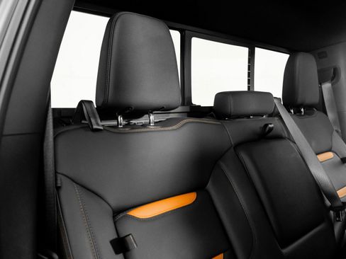 Used 2025 GMC Sierra 2500 AT4 w/ AT4 Premium Plus Package image 33