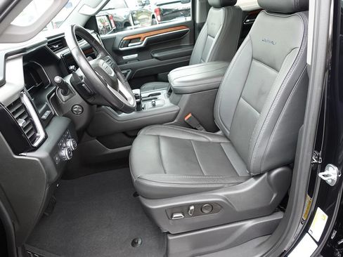 Used 2023 GMC Sierra 1500 Denali w/ Denali Reserve Package AWD/4WD image 21