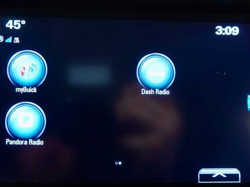 Used 2020 Buick Encore Preferred image 18