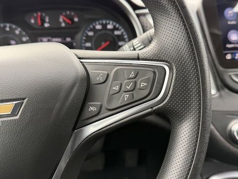 Used 2025 Chevrolet Malibu LT image 27
