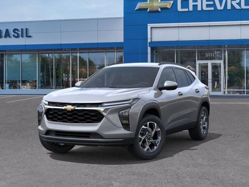 New 2026 Chevrolet Trax LT FWD image 6