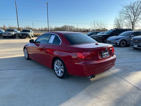 Used 2013 BMW 328i Convertible image 6