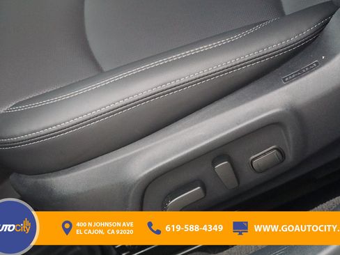 Used 2019 Subaru Outback 3.6R Limited AWD/4WD image 18