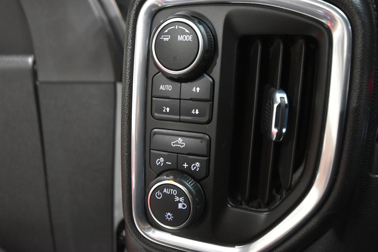 Used 2023 Chevrolet Silverado 3500 LT AWD/4WD image 14