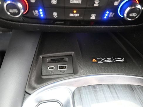 Used 2022 Buick Enclave Premium FWD image 33