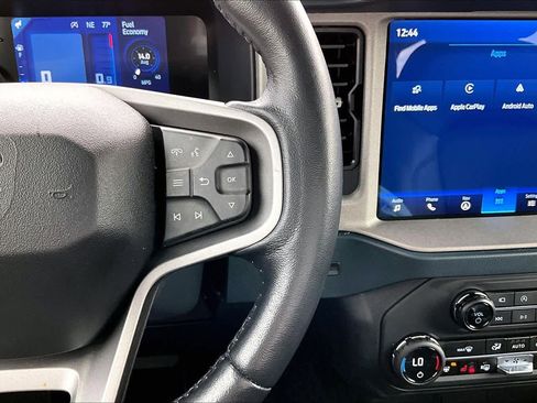 Used 2024 Ford Bronco Outer Banks image 25