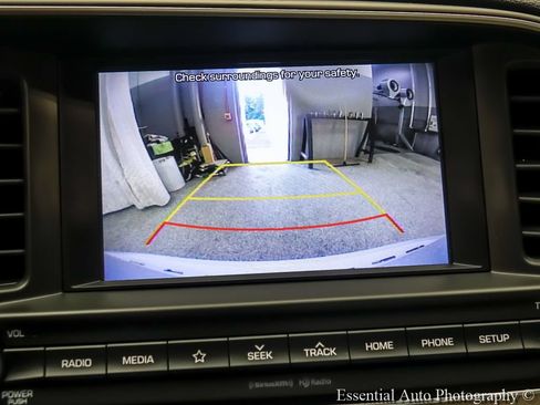 Used 2020 Hyundai Elantra Value Edition FWD image 17
