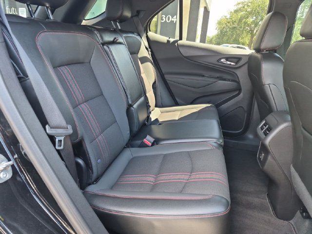 Used 2024 Chevrolet Equinox RS FWD image 25