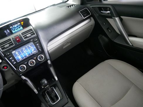 Used 2016 Subaru Forester 2.5i Touring w/ Eyesight & Navigation System AWD/4WD image 11