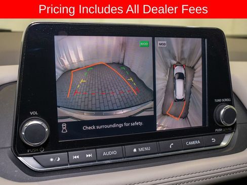 Used 2021 Nissan Rogue SV FWD image 13