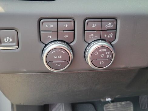 Used 2025 GMC Sierra 2500 Denali w/ Denali Reserve Package image 12