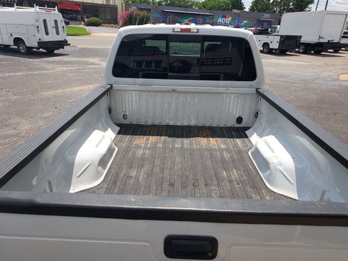 Used 2015 Ford F250 XL w/ Power Equipment Group image 7