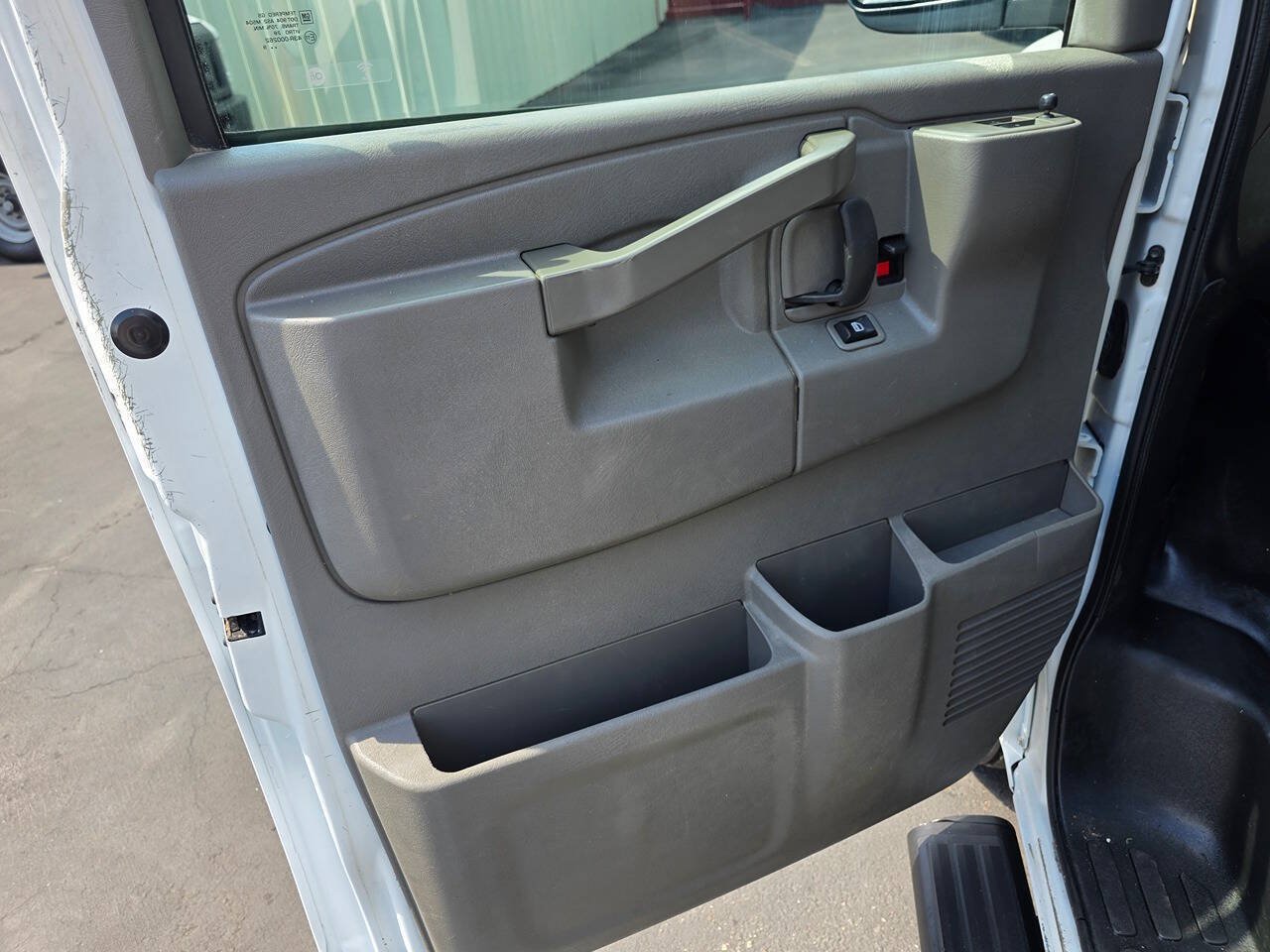 Used 2019 Chevrolet Express 3500 LS RWD image 20