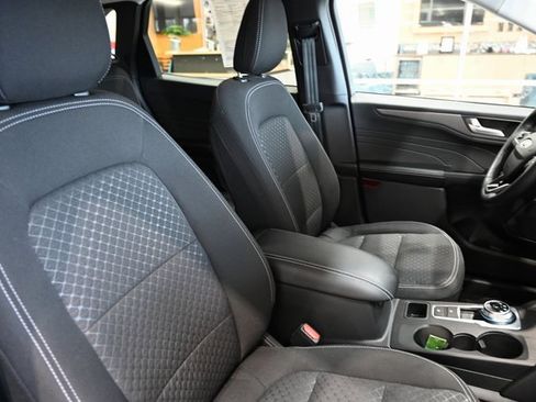 Used 2023 Ford Escape Active w/ Tech Pack #2 image 8