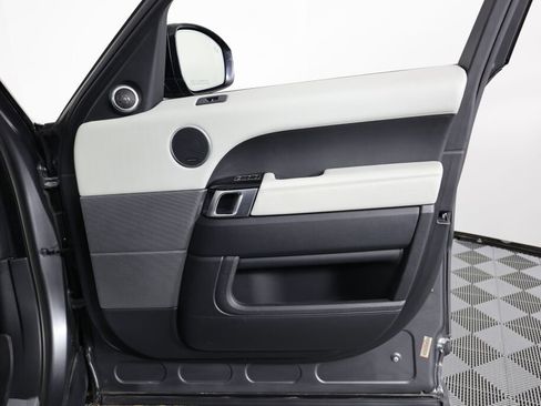 Used 2014 Land Rover Range Rover Sport Autobiography image 27