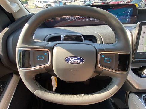New 2027 Ford Expedition Active AWD/4WD image 24