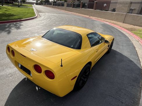 Used 2003 Chevrolet Corvette Z06 w/ Memory Package, 3 Drivers RWD image 4