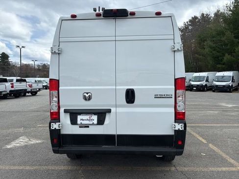 Used 2023 RAM ProMaster 2500 image 4