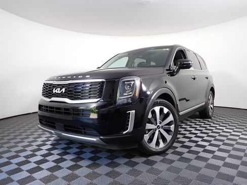 Used 2022 Kia Telluride S AWD/4WD image 2