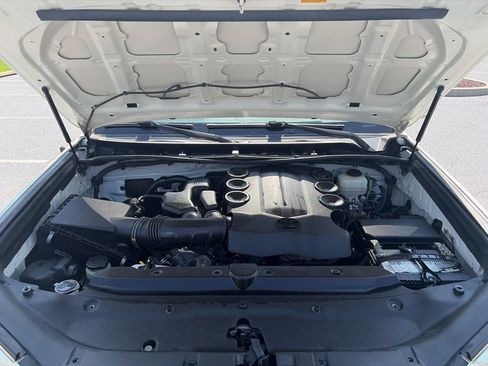 Used 2013 Toyota 4Runner SR5 w/ Premium Pkg RWD image 28
