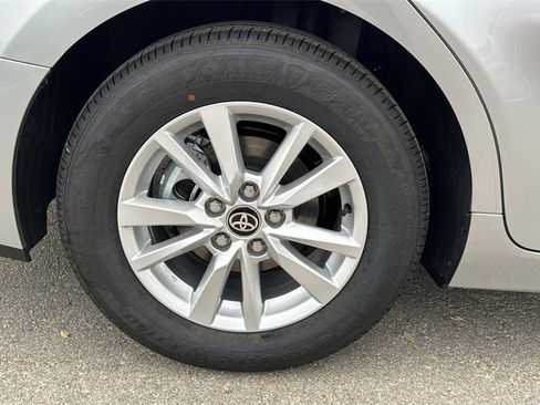 New 2026 Toyota Camry LE image 12