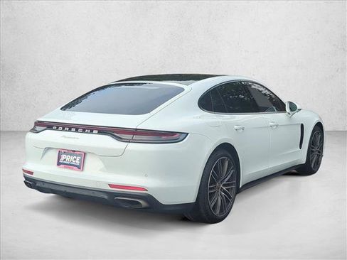 Used 2022 Porsche Panamera 4 w/ Premium Package image 7