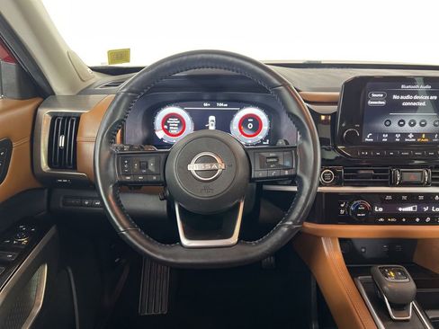 Used 2023 Nissan Pathfinder Platinum AWD/4WD image 20