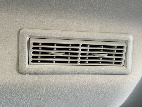 Certified 2025 GMC Savana 3500 LT w/ LT Preferred Equipment Group RWD image 14
