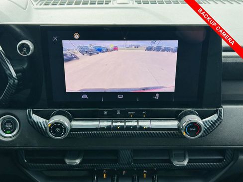 Used 2023 Chevrolet Colorado Trail Boss w/ Advanced Trailering Package AWD/4WD image 7