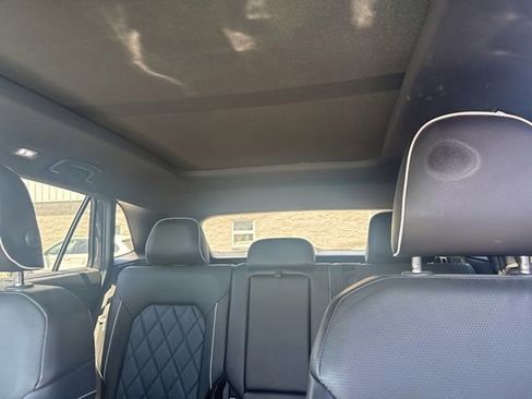 Used 2024 Volkswagen Atlas Cross Sport SEL Premium R-Line AWD/4WD image 28