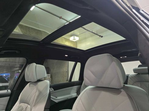 New 2026 BMW X7 xDrive40i w/ Executive Package image 28